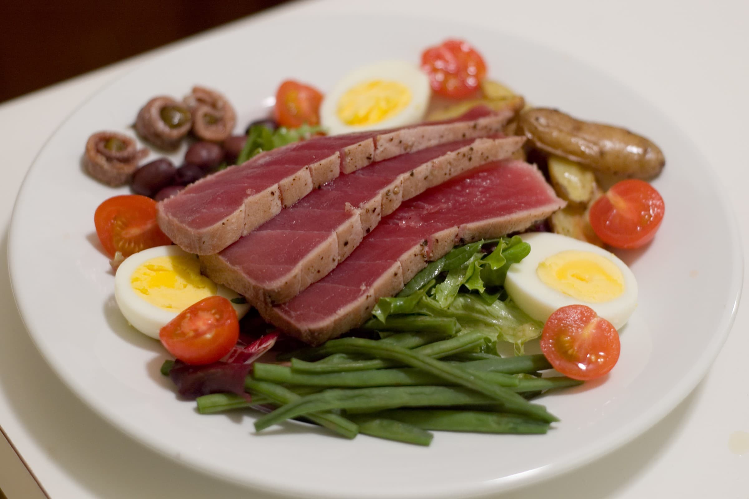 Deconstructed niçoise