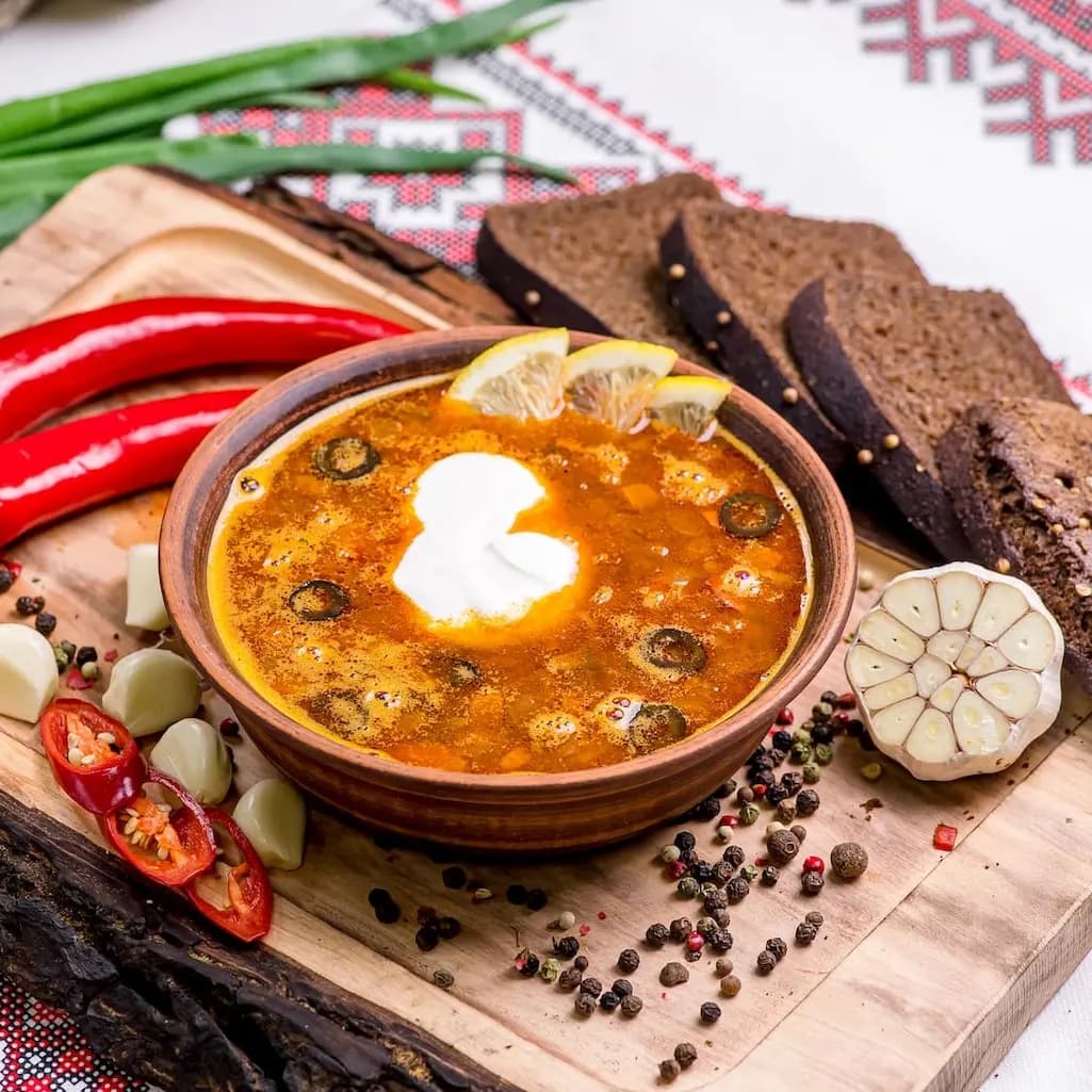 Solyanka with Sour Cream