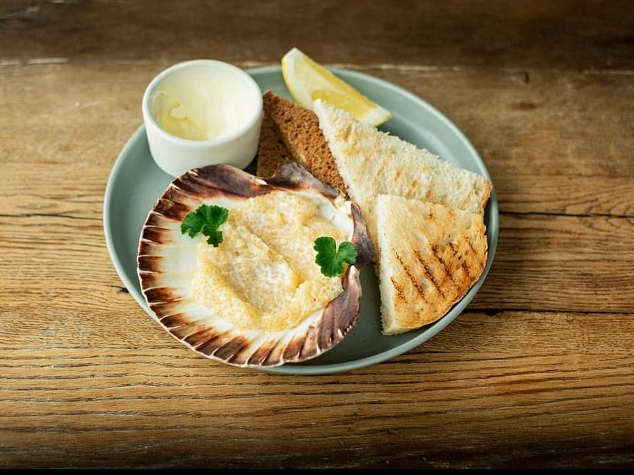 Pike Roe with Shallot