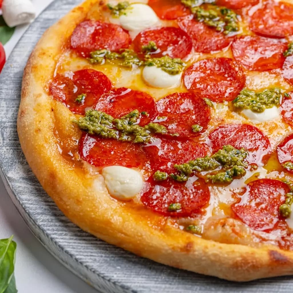 Pizza Pesto Pepperoni
